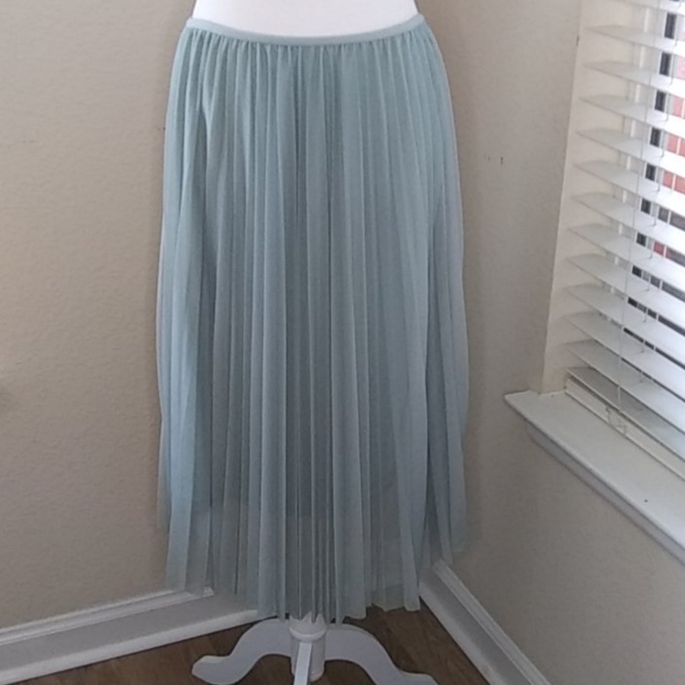 Charlotte russe long pleated skirt